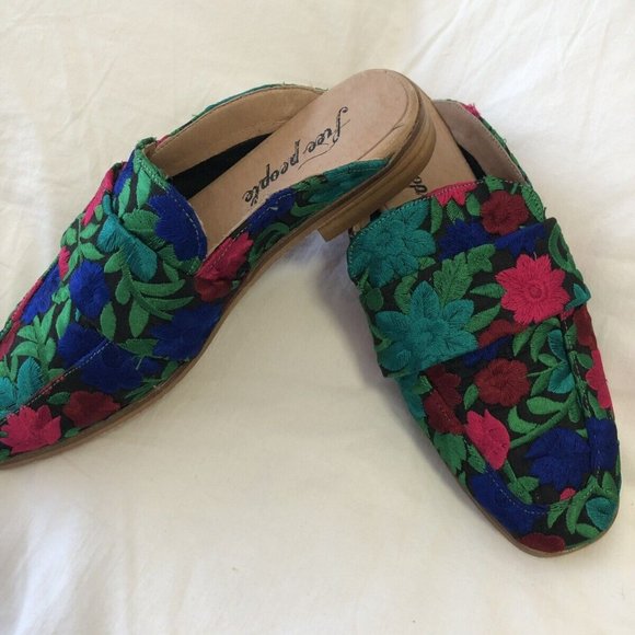 Free People At Ease Brocade Slip On Loafer Mule Floral Multi Color 6.5 - Picture 2 of 8